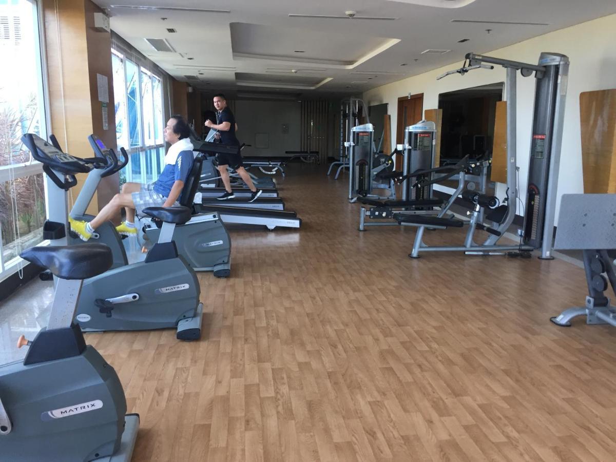 Mactan Newtown Condo Мактан Екстер'єр фото