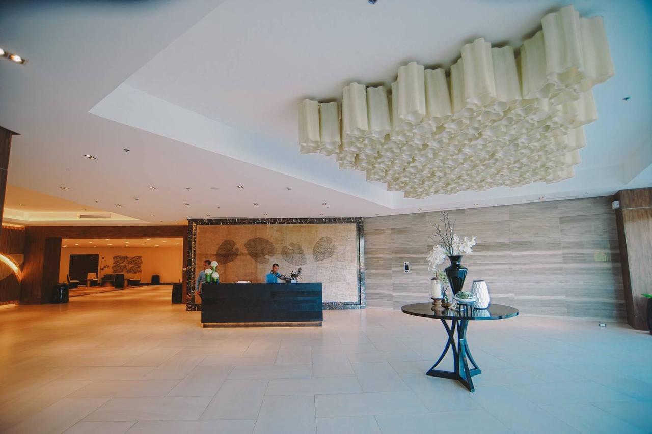 Mactan Newtown Condo Мактан Екстер'єр фото
